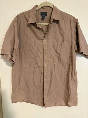 H&M Men's Button-Down Short Sleeve Shirt in Dusty Mauve